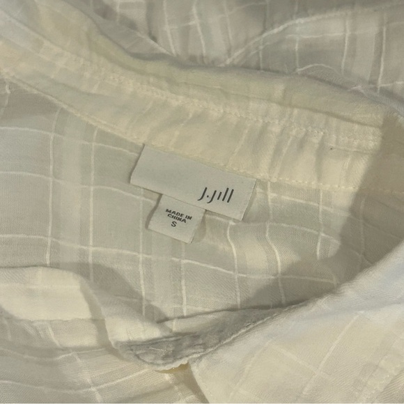 J. Jill Textured White Button-Down Shirt Size Small - Picture 5 of 7